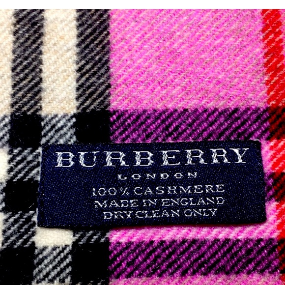 Pink plaid authentic Burberry scarf with fringe - Picture 1 of 6